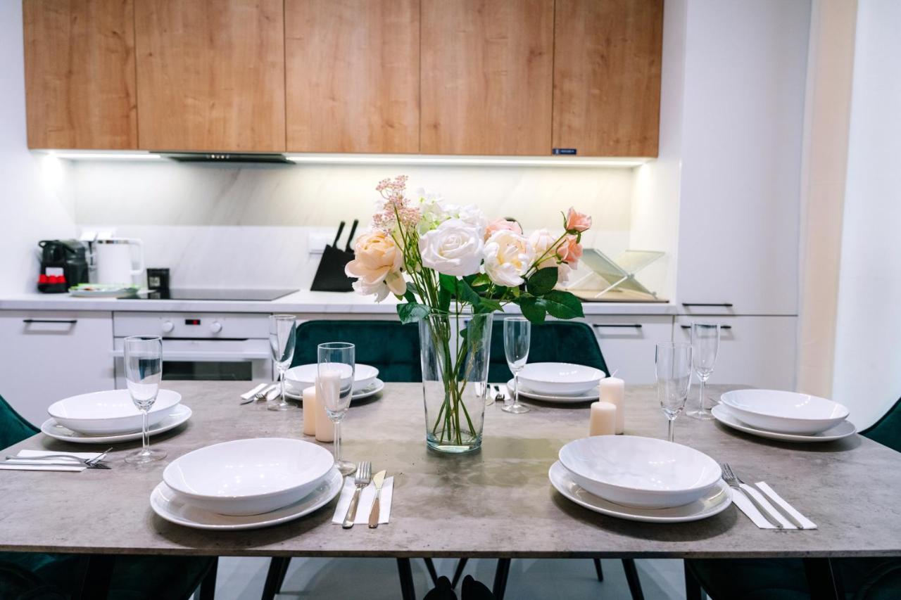 Prestige - Two-level Loft, 72m2, 1000mbs Internet, Parking, Gym - By Rentujemy