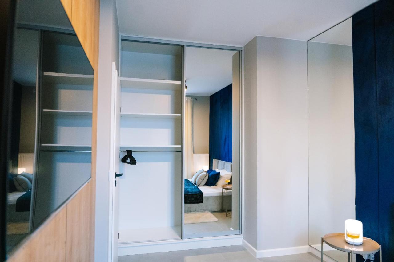 Apartment Prestige - Two-level Loft, 72m2, 1000mbs Internet, Parking, Gym - By Rentujemy *