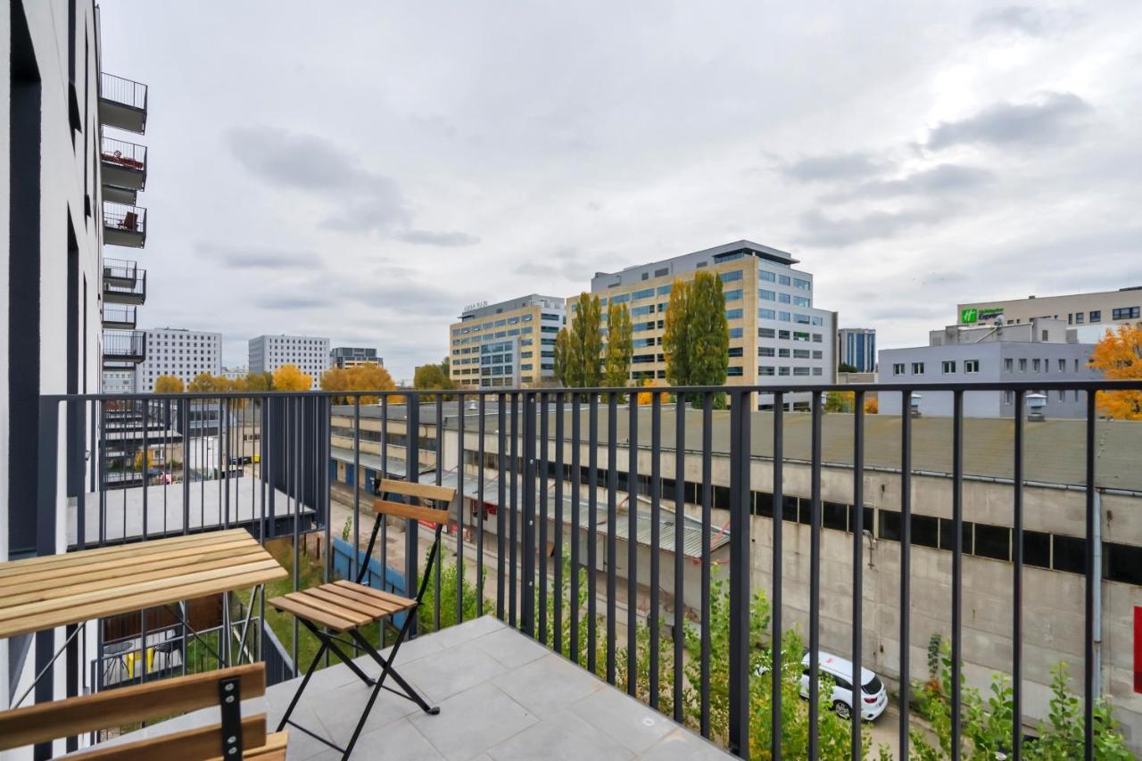Apartment Prestige - Two-level Loft, 72m2, 1000mbs Internet, Parking, Gym - By Rentujemy Warsaw