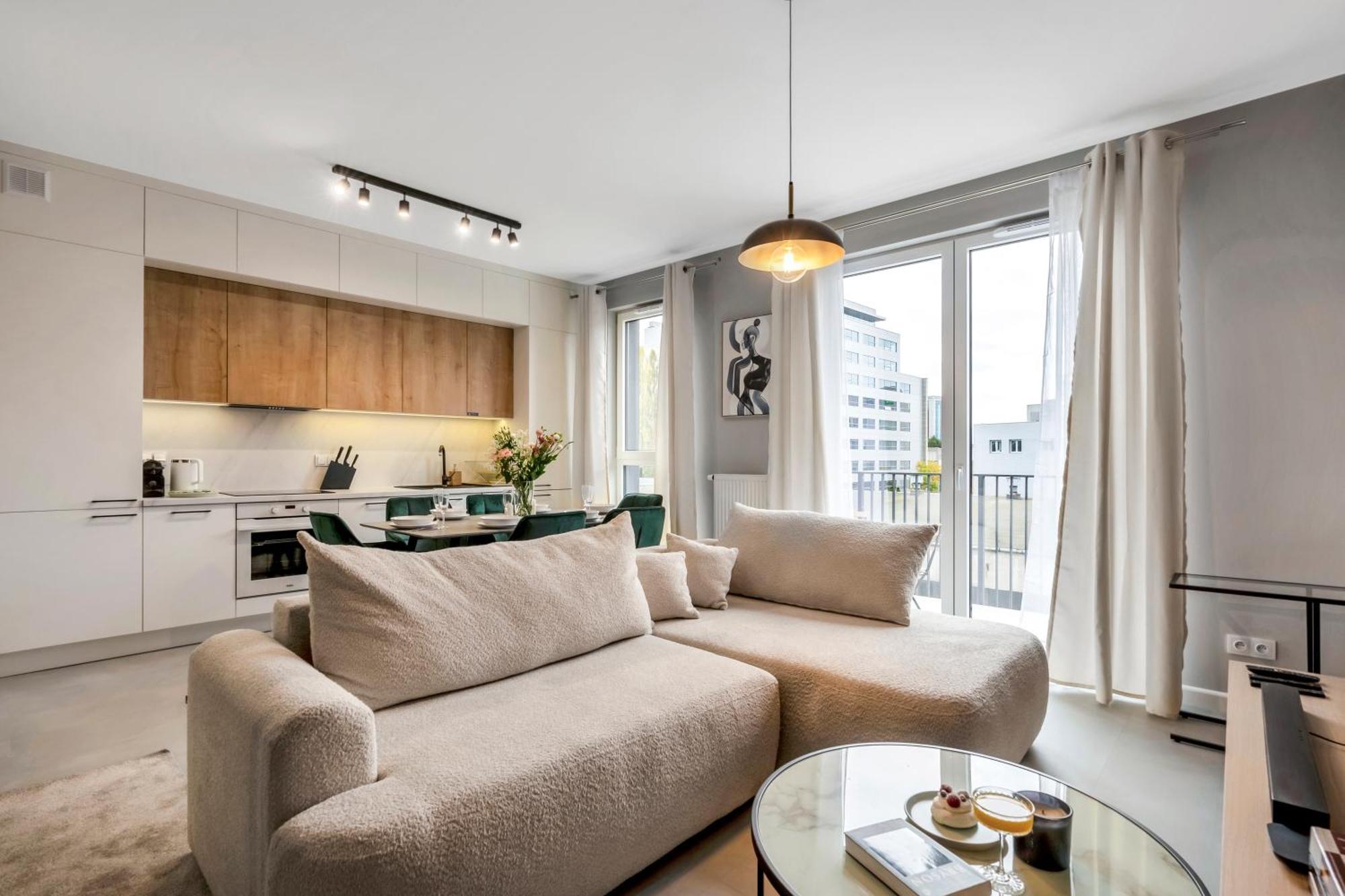 Prestige - Two-level Loft, 72m2, 1000mbs Internet, Parking, Gym - By Rentujemy * Warsaw