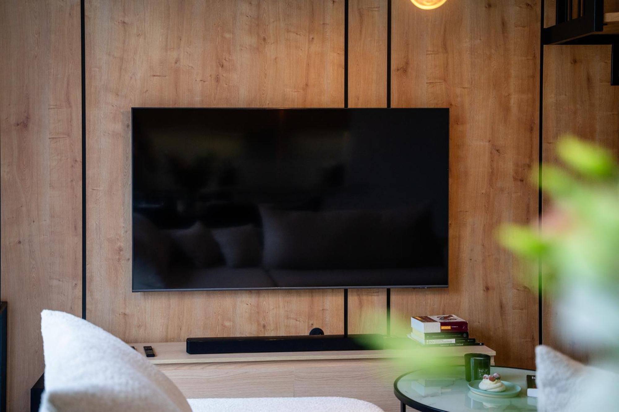 Prestige - Two-level Loft, 72m2, 1000mbs Internet, Parking, Gym - By Rentujemy *